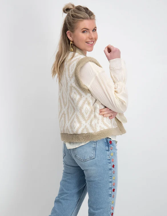 Ambika Gilet 0002