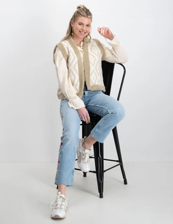 Ambika Gilet 0002