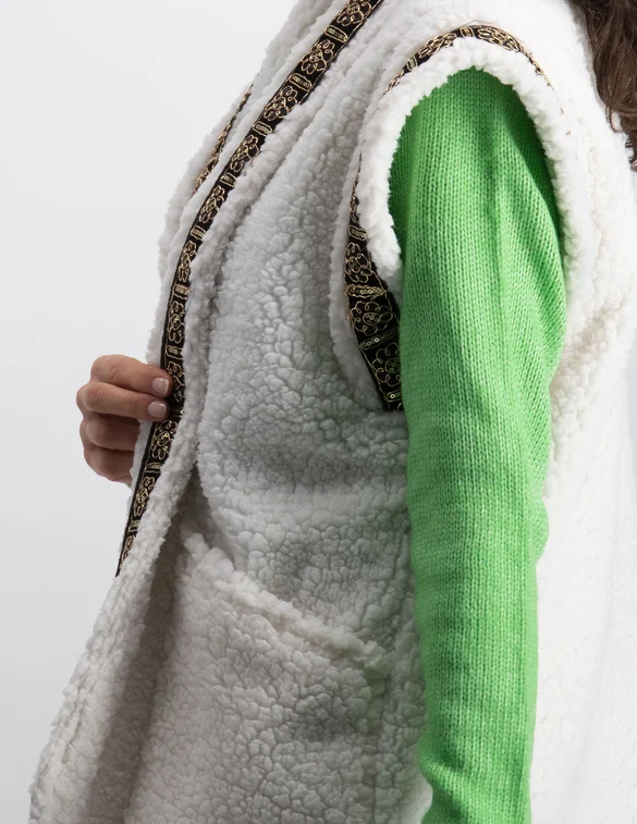 Ambika Gilet met borduur Gilet borduur