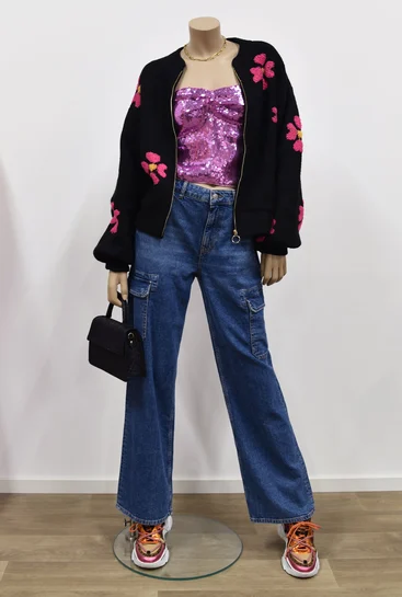 Casual in glitter - Harper & Yve Pixie top 