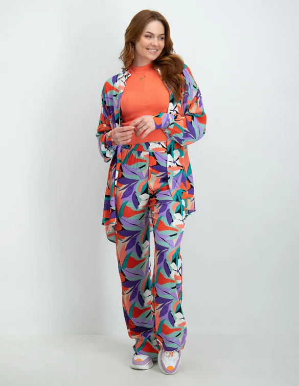 Colourful Rebel Talia big flower oversized boyfriend blouse WB114136