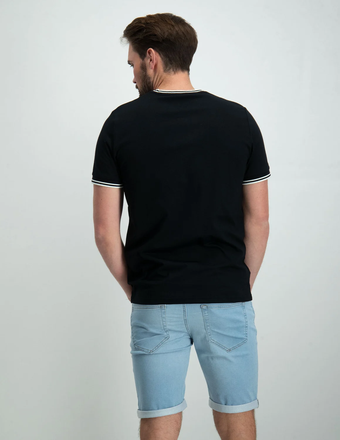 Fred perry twin tipped t best sale shirt black