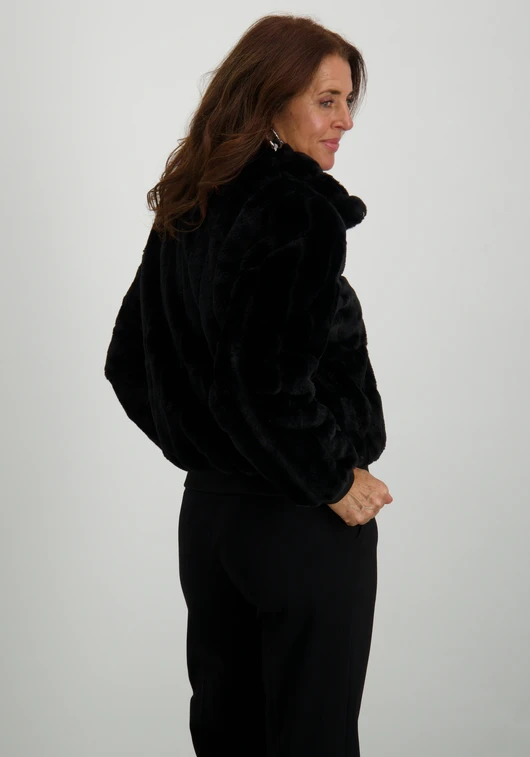 Geisha Jacket in fur vertical ''stripe'' 48570-19
