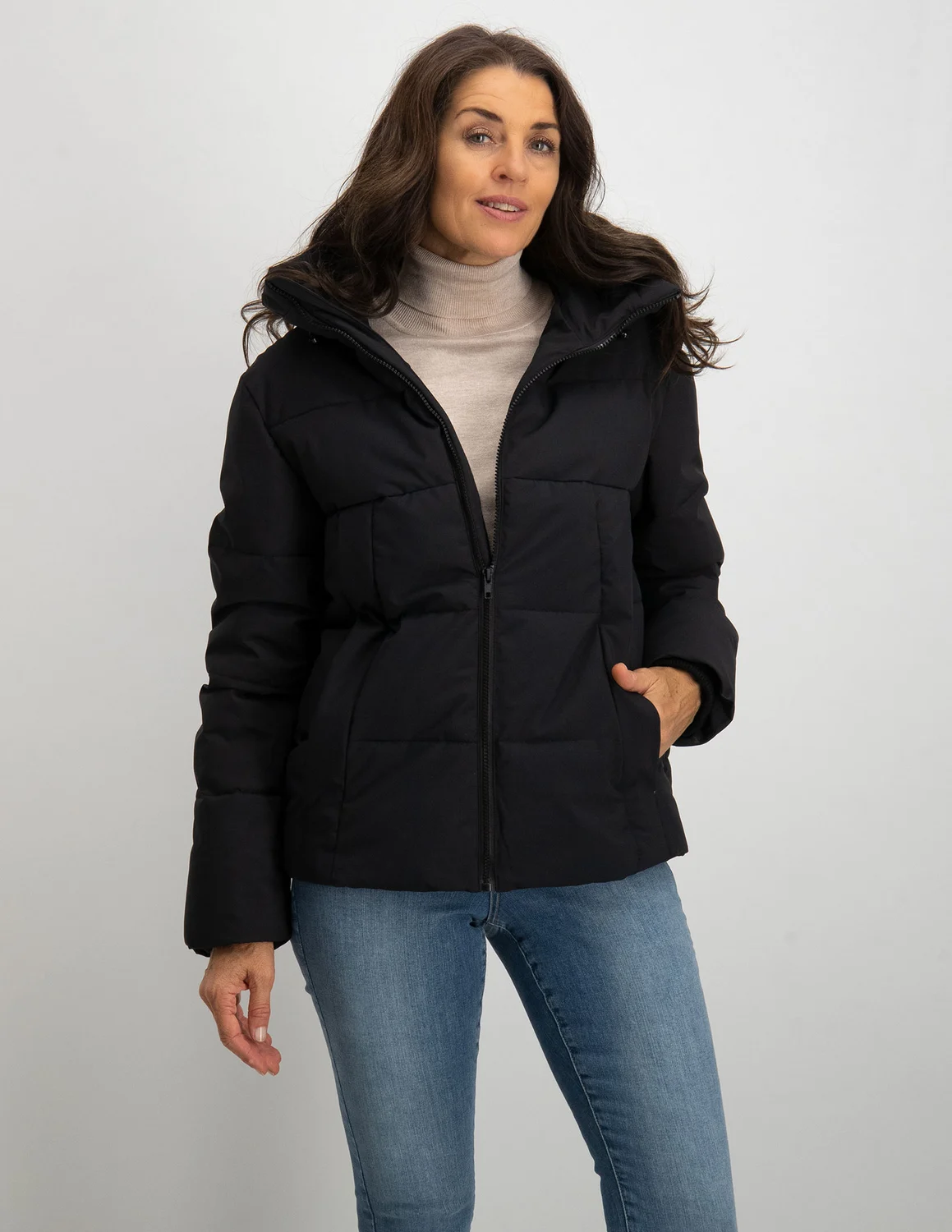 De controle krijgen George Bernard Periodiek Geisha Jacket short with hood 28572-16 zwart kopen bij The Stone De controle krijgen George Bernard Periodiek Geisha Jacket short with hood 28572-16 zwart kopen bij The Stone