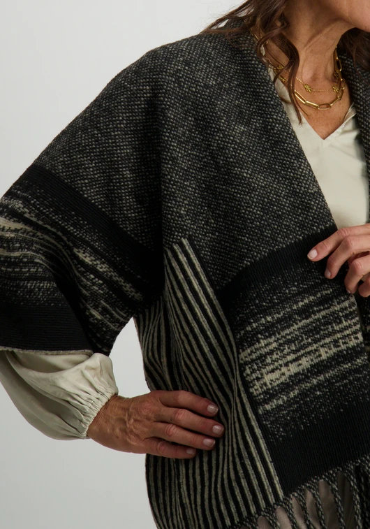 Geisha Poncho 44600-20