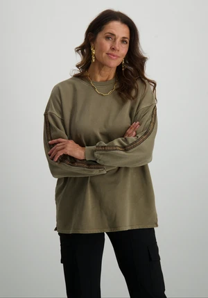 Geisha Sweat shirt 43500-10