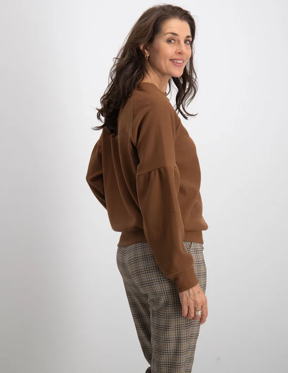 Geisha Sweater comfy extended shoulder 22841-21