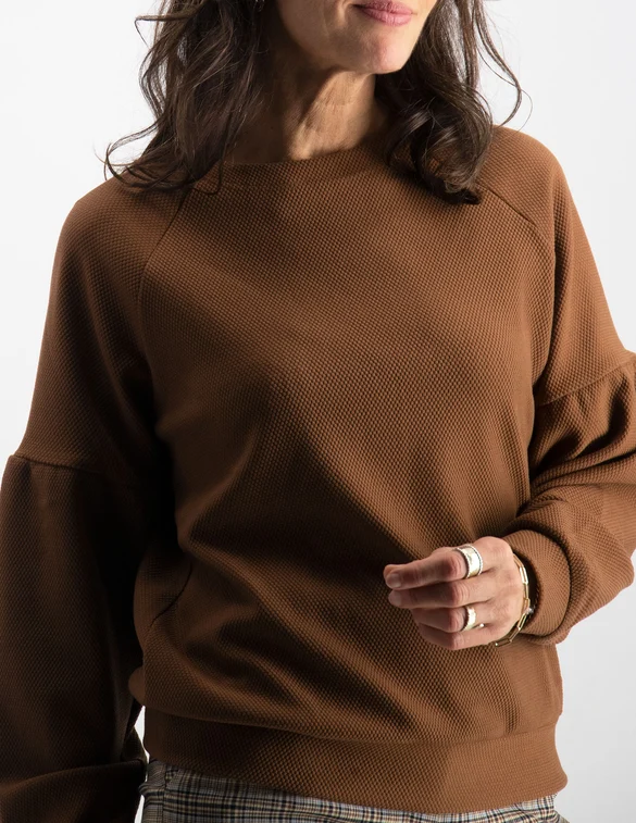 Geisha Sweater comfy extended shoulder 22841-21