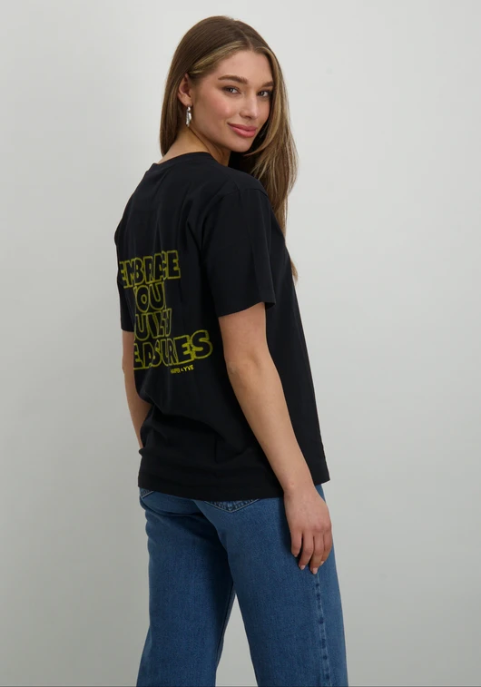 Harper & Yve EMBRACE T-SHIRT SS25Y300