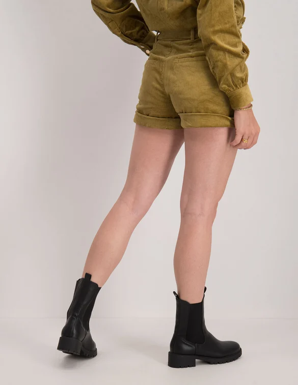 Harper & Yve YADE SHORT FW21S100