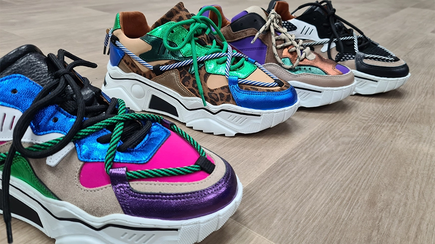 How to style DWRS sneakers