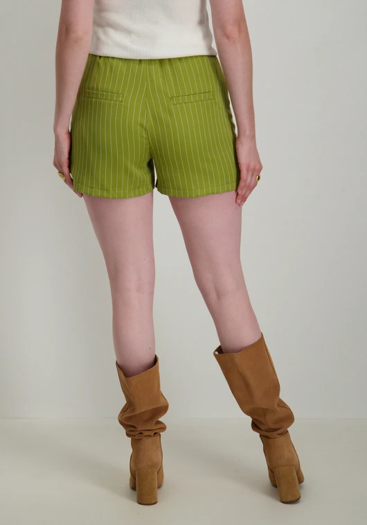 Lofty Manner Short Giovanna QC39.1