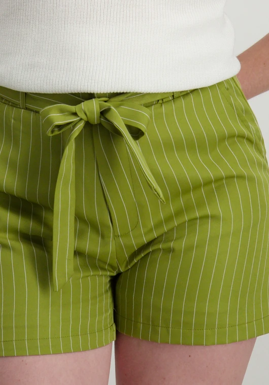 Lofty Manner Short Giovanna QC39.1