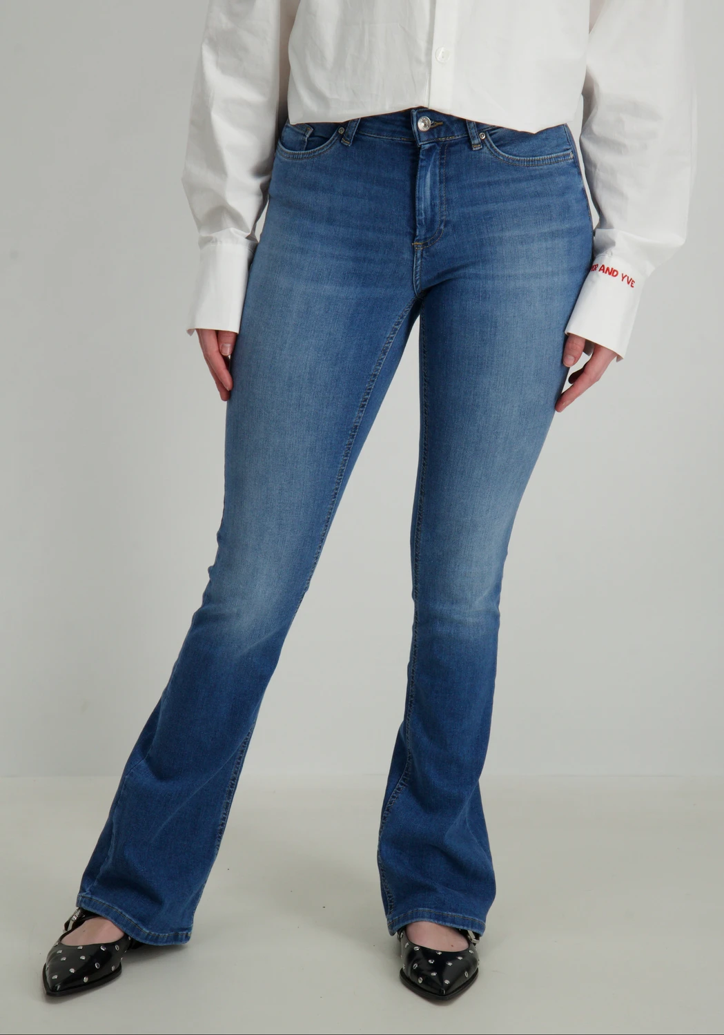 Onlblush mid sales flared jeans