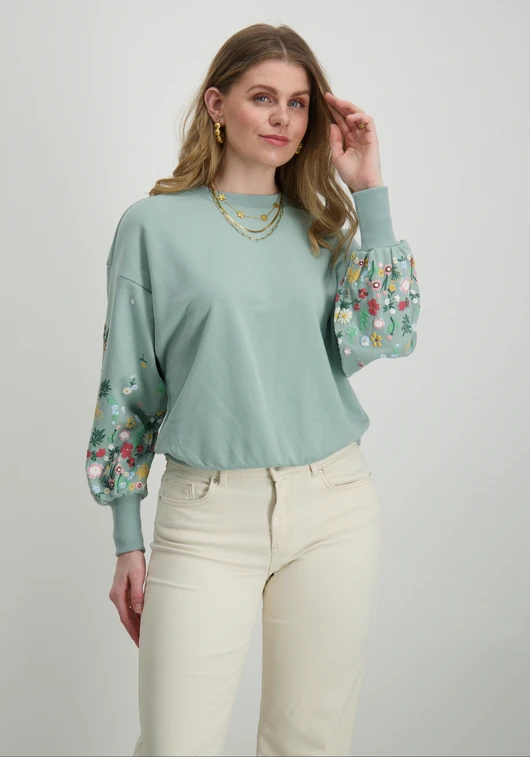 Only ONLBROOKE L/S O-NECK FLOWER SWT NOO 15216364