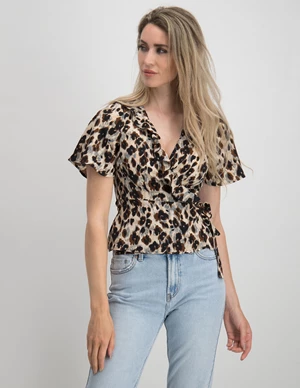 Only ONLCARLY S/S WRAP SHORT TOP WVN 15247533