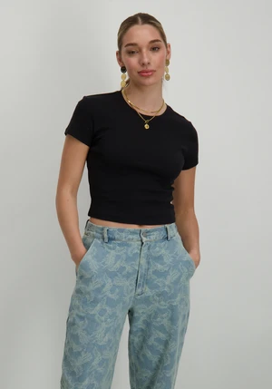 Only ONLELINA S/S O-NECK SHORT TOP JRS N 15320229