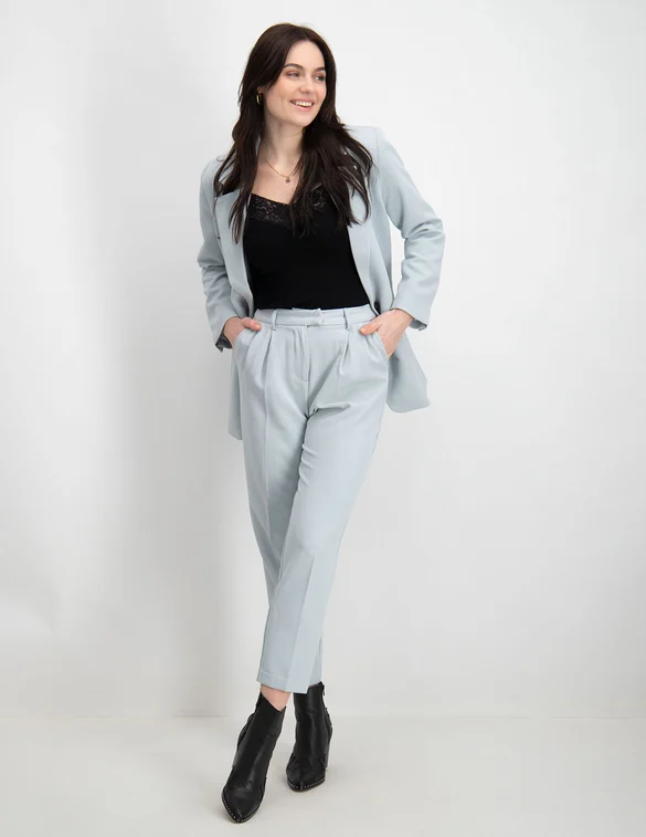 Only ONLEVILA-LANA HW CARROT PANT CC TLR 15206530