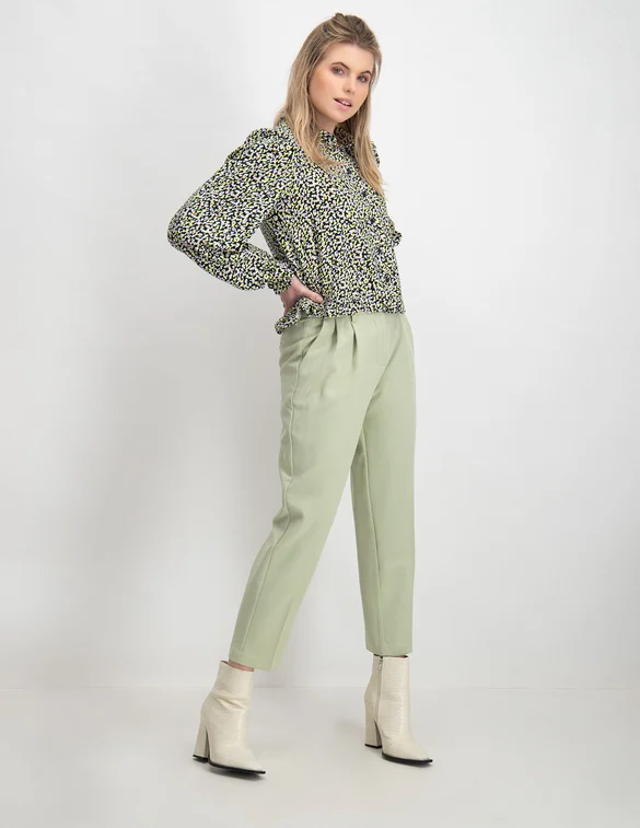 Only ONLEVILA-LANA HW CARROT PANT CC TLR 15206530