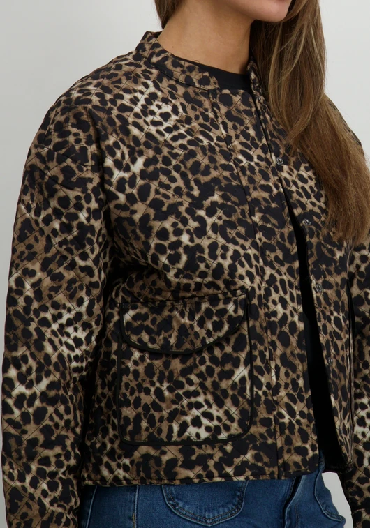 Only ONLHALLIE QUILTED JACKET OTW NOOS 15328523