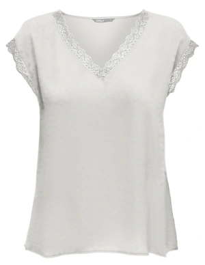 Only ONLJASMINA S/S V-NECK LACE TOP NOOS 15252241