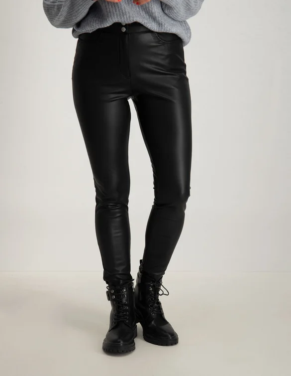 Only ONLJESSIE FAUXLEATHER ZIP PANT CC O 15265533