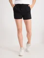 Only onlPOPTRASH EASY SHORTS NOOS 15127107