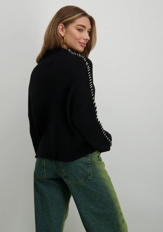 Only ONLQUEENIE LS CONTRAST HIGH NECK PR 15330680