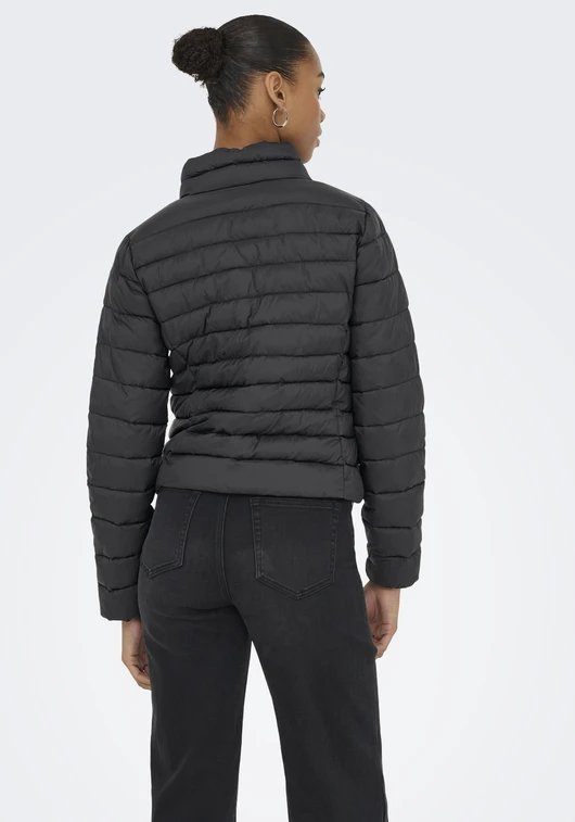 Only ONLTAHIA LW QUILTED JACKET OTW NOOS 15351967