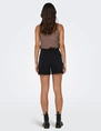 Only ONLVEGA LIFE HW MOM SHORTS NOOS 15230571