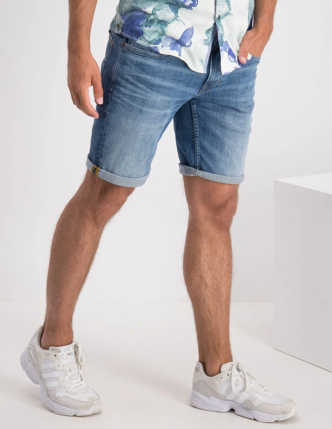 vaardigheid ernstig luisteraar PME Legend Short Stretch Denim PSH150-MBC blauw kopen bij The Stone