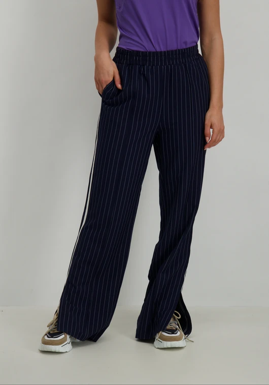Refined Department Straight pants ELENA R2409150631