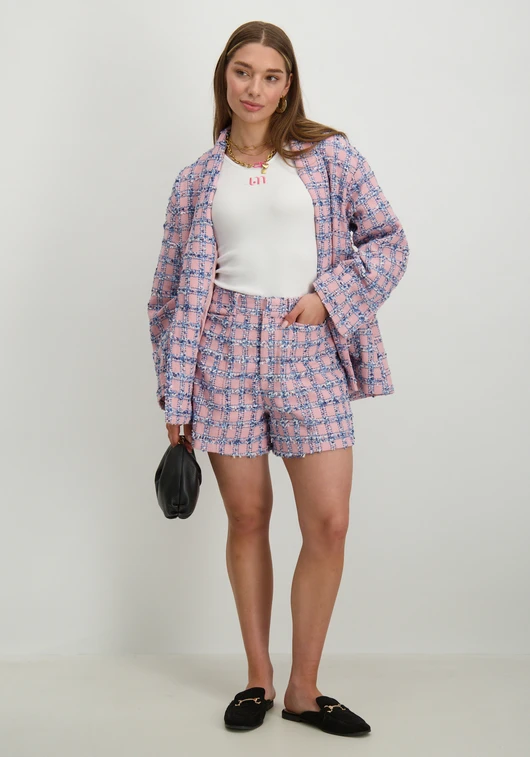 Studio Amaya Short Legally blonde