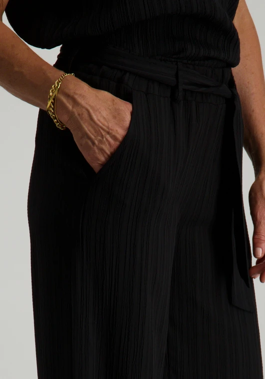Tramontana Crinkled Wide-Leg Trousers S01-16-101