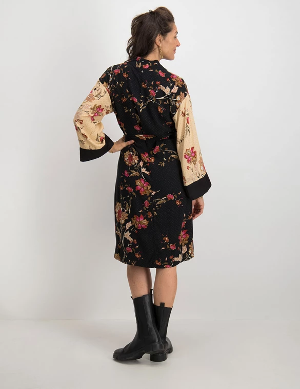 Tramontana Dress Kimono Flower Mix C05-05-501