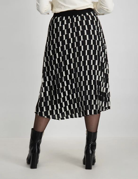 Tramontana Skirt Block Print C07-09-201