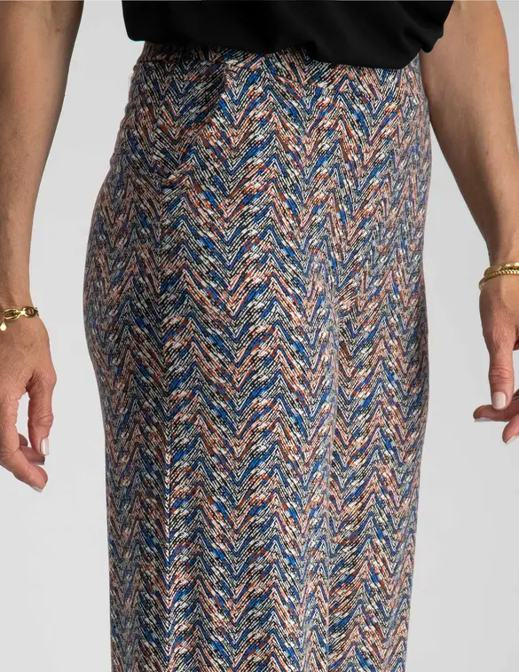 Tramontana Trousers Wide Leg Chevron Stripe D02-08-101