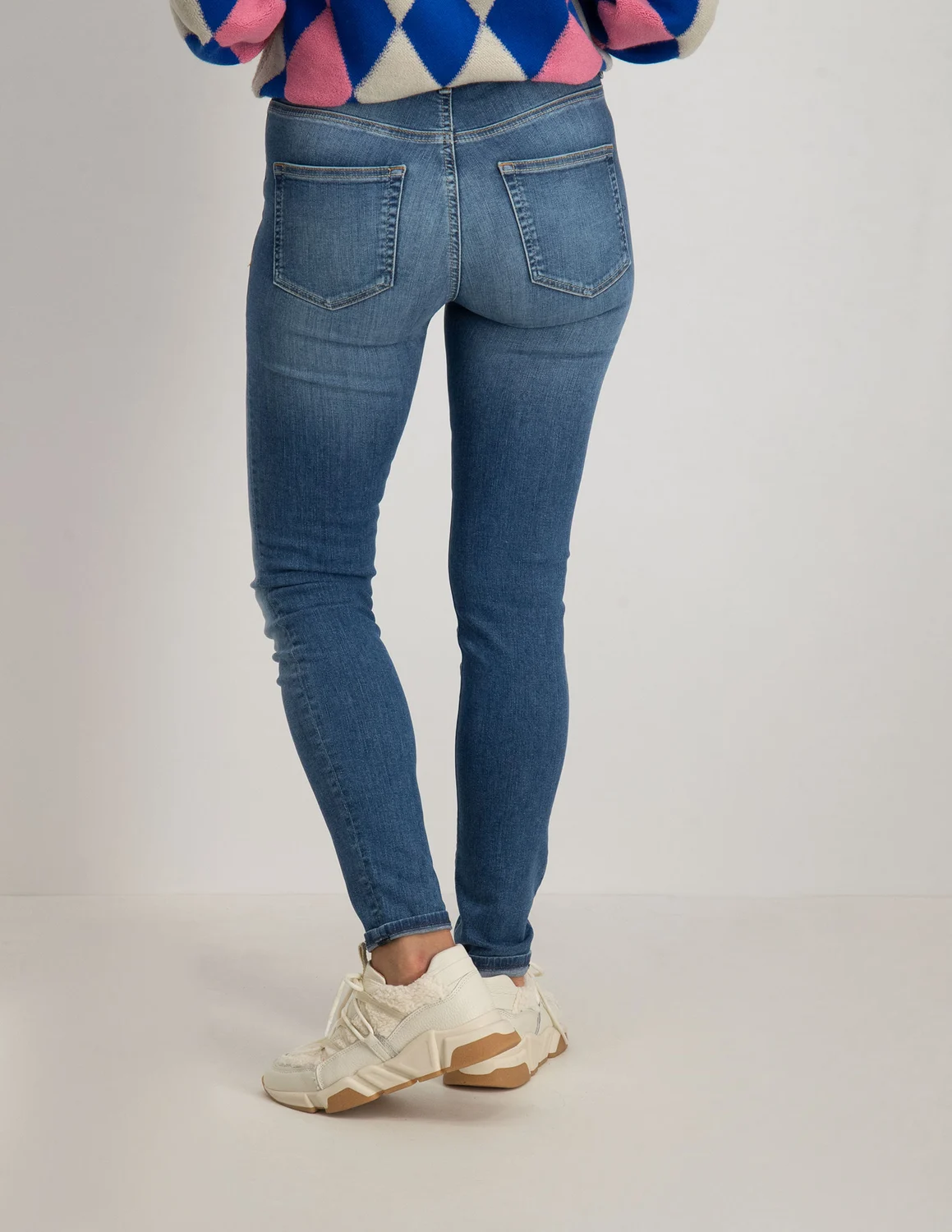 lukker forurening under Vero moda VMLUX MR SLIM JEANS RI310 GA NOOS 10227600 blauw kopen bij The  Stone