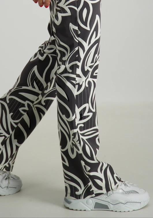 Zoso Printed travel pant 244Dion