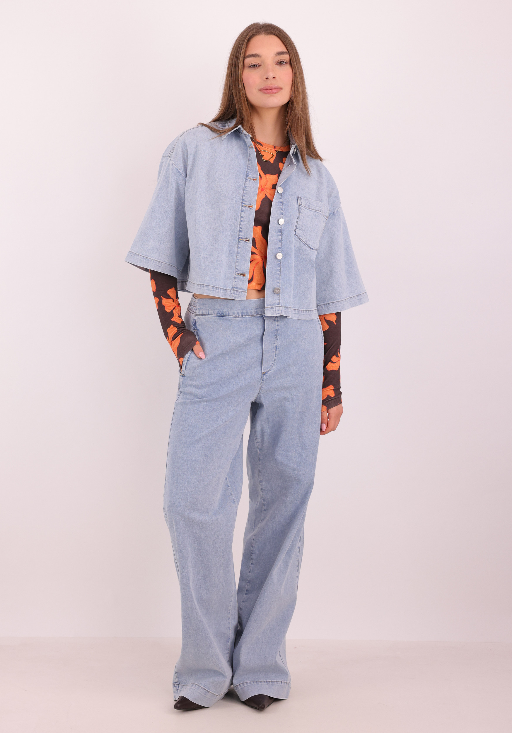 Jansen Amsterdam  SAAR SS26 Licht blauw