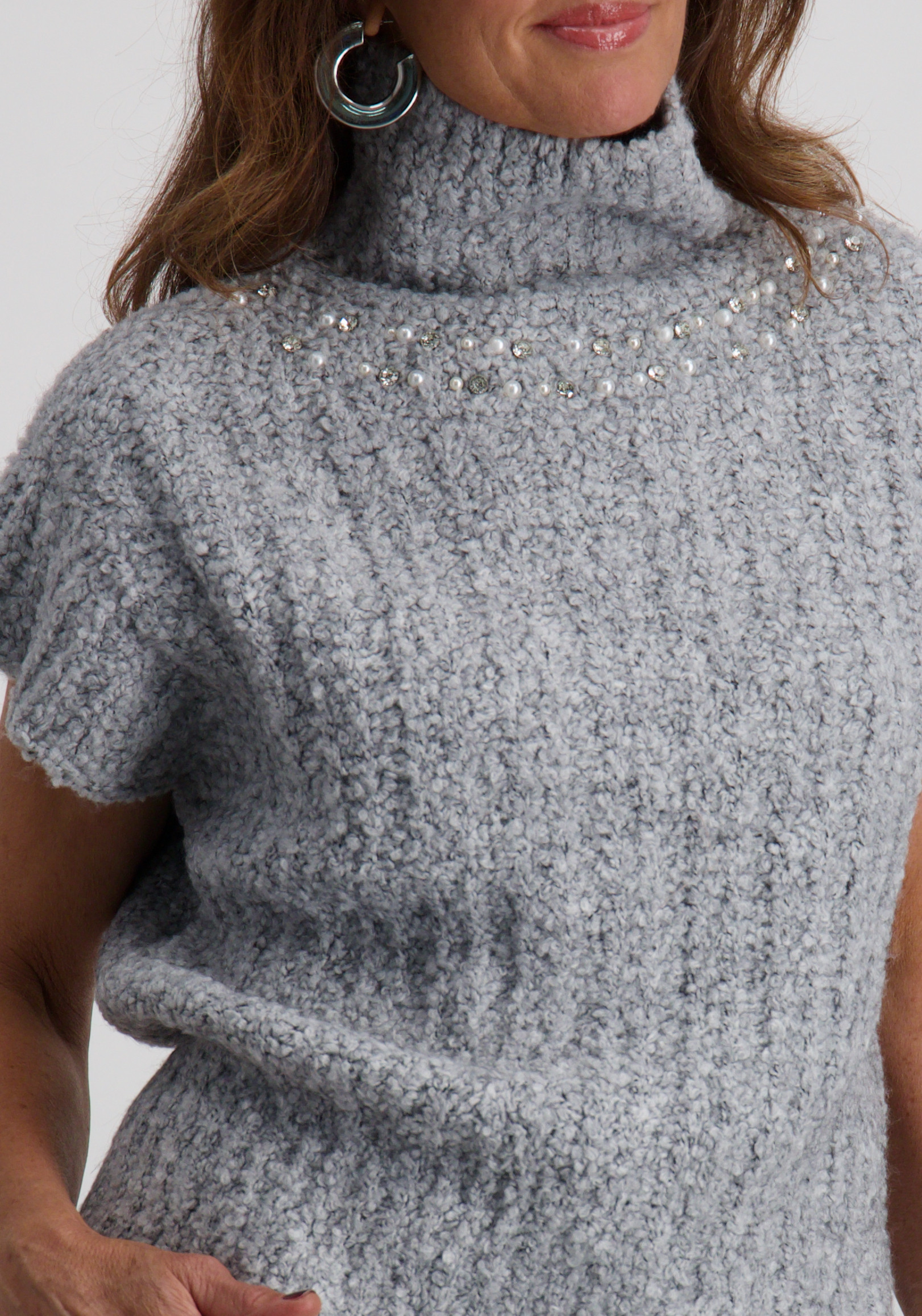 Geisha Spencer pearls and stones 54891-70 Grijs