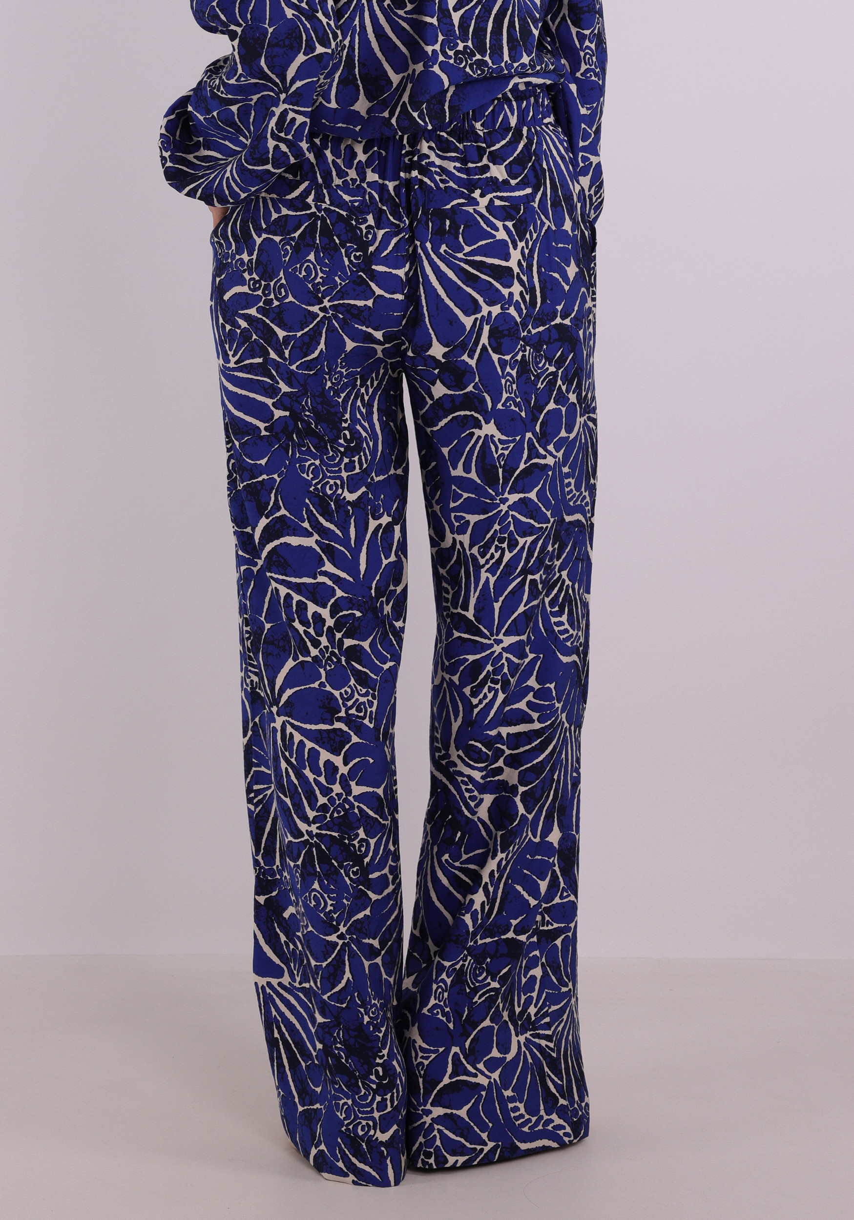 Tramontana Broek ink bloom C31-19-101 Blauw