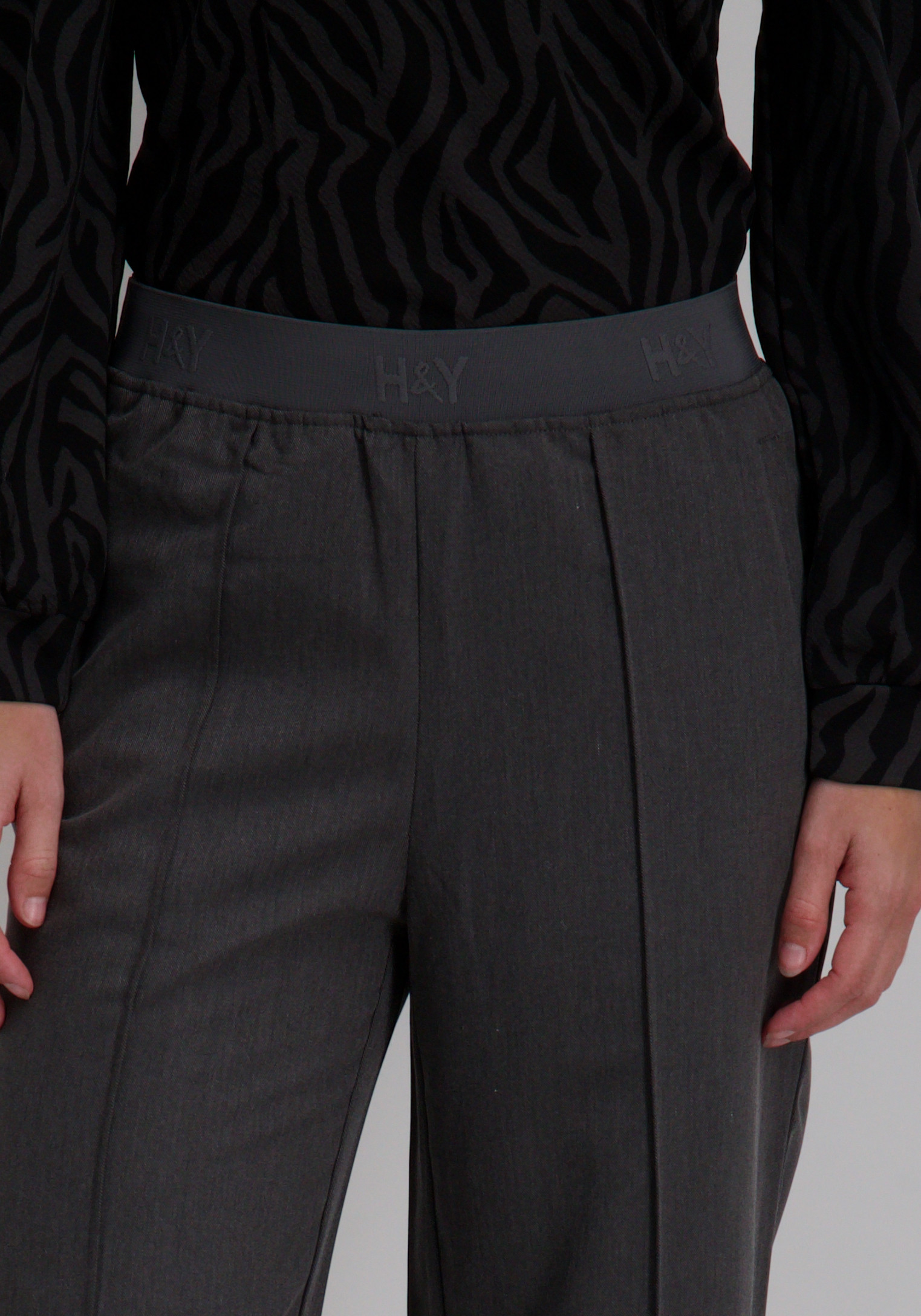 Harper & Yve Broek Viana AW25P110 Donker Grijs