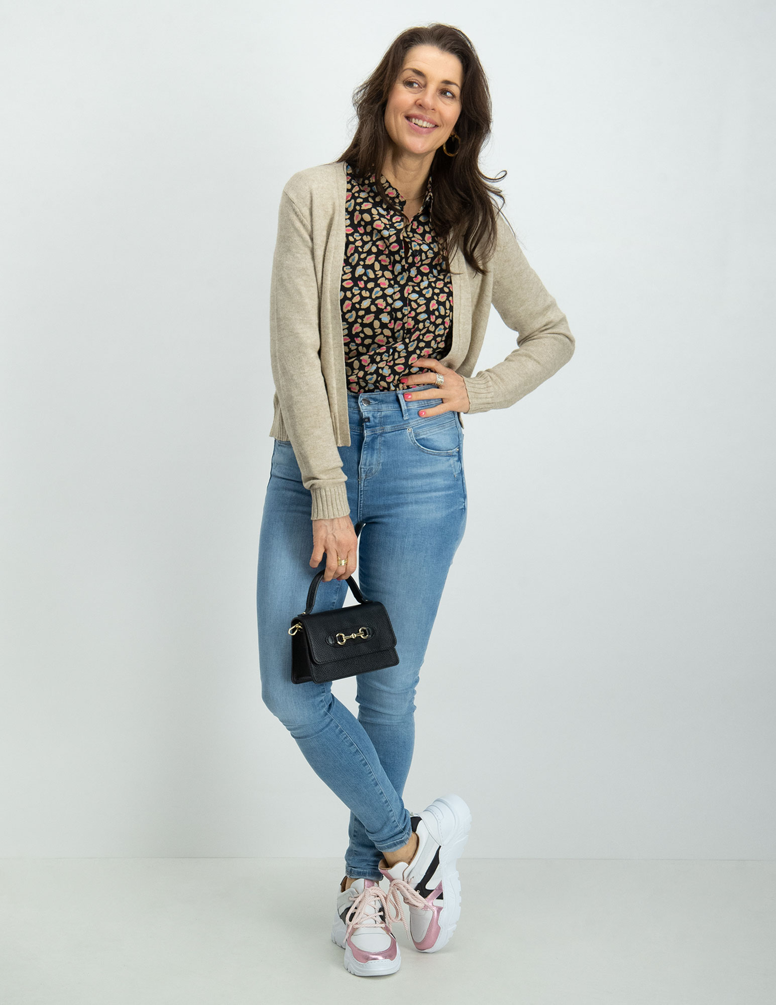 Vila Vest Ril 14060800 Zand