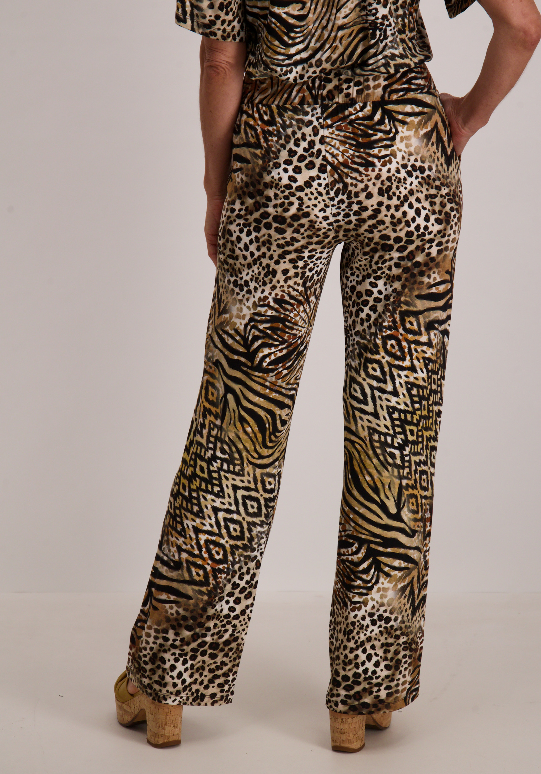 Geisha Broek all-over print 51426-60 BRITT Donker bruin