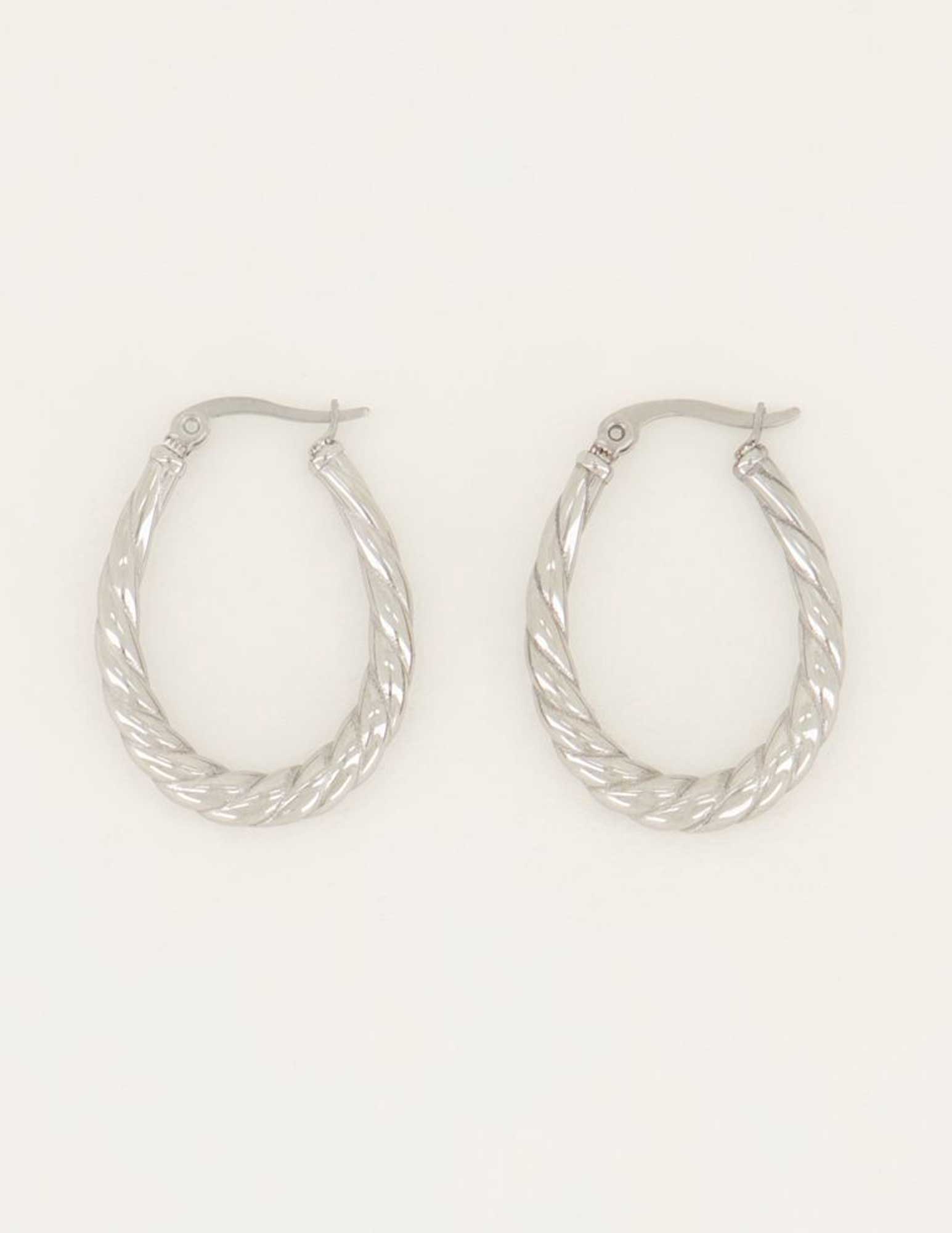 My Jewellery Oorringen ovaal gedraaid MJ05455 Zilver