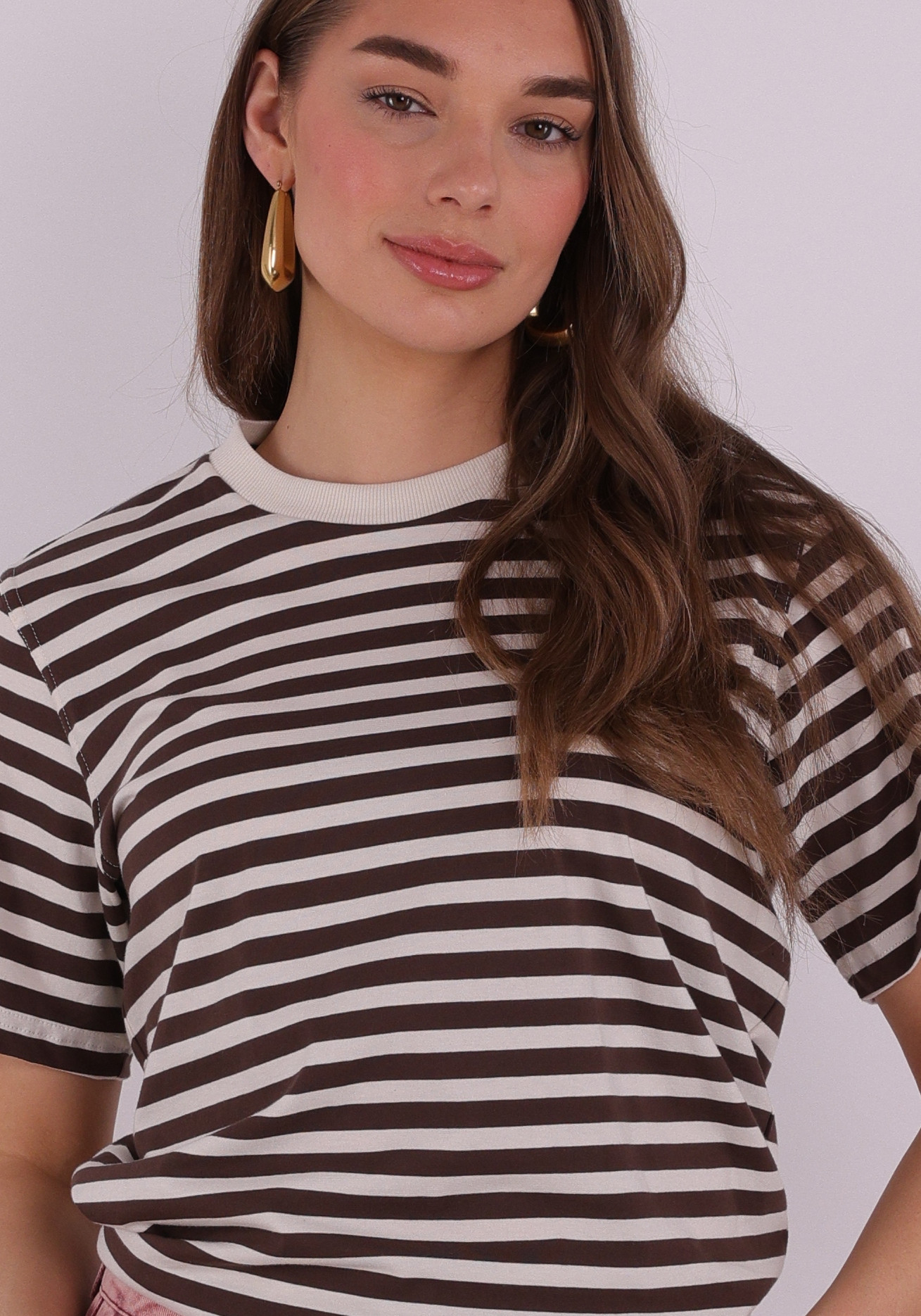 Only T-shirt Livina 15272227 Bruin