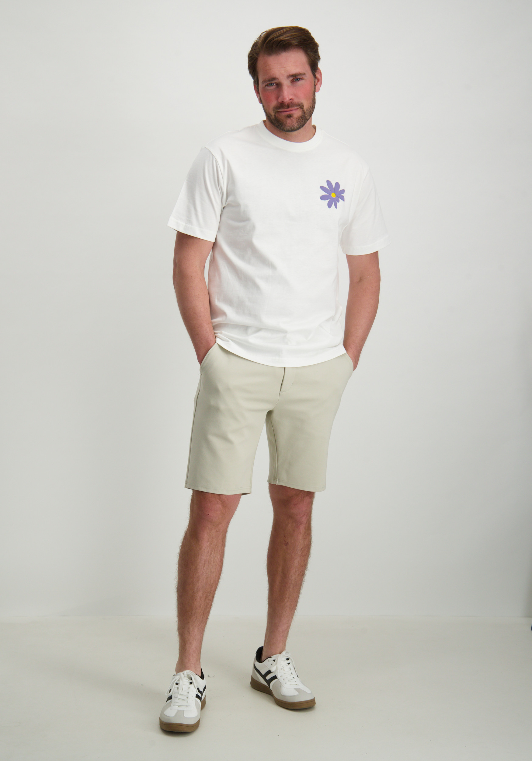 Pure White Korte broek smart 25010504 Zand