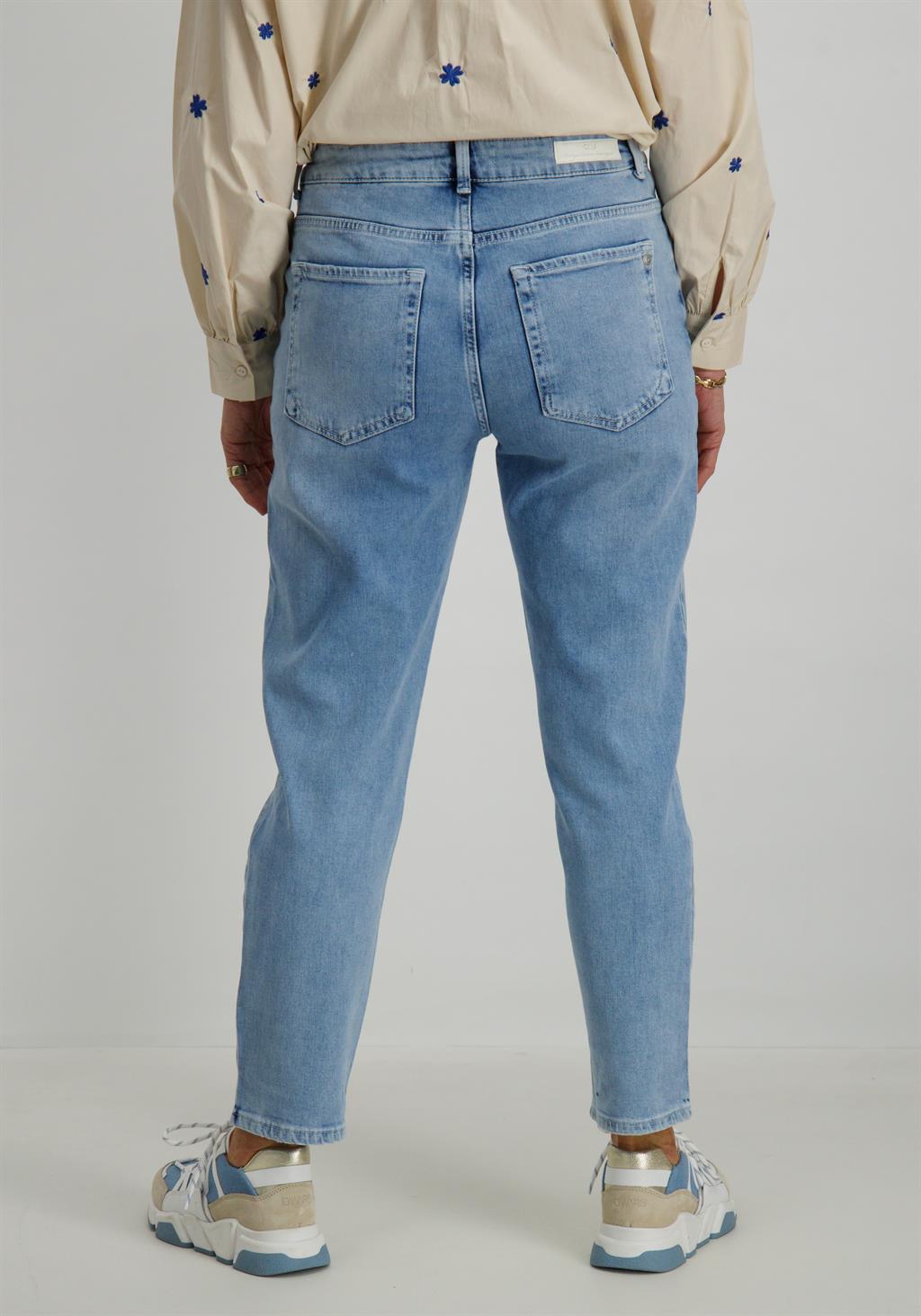 Cup of Joe Boyfriend jeans Victoria Licht blauw
