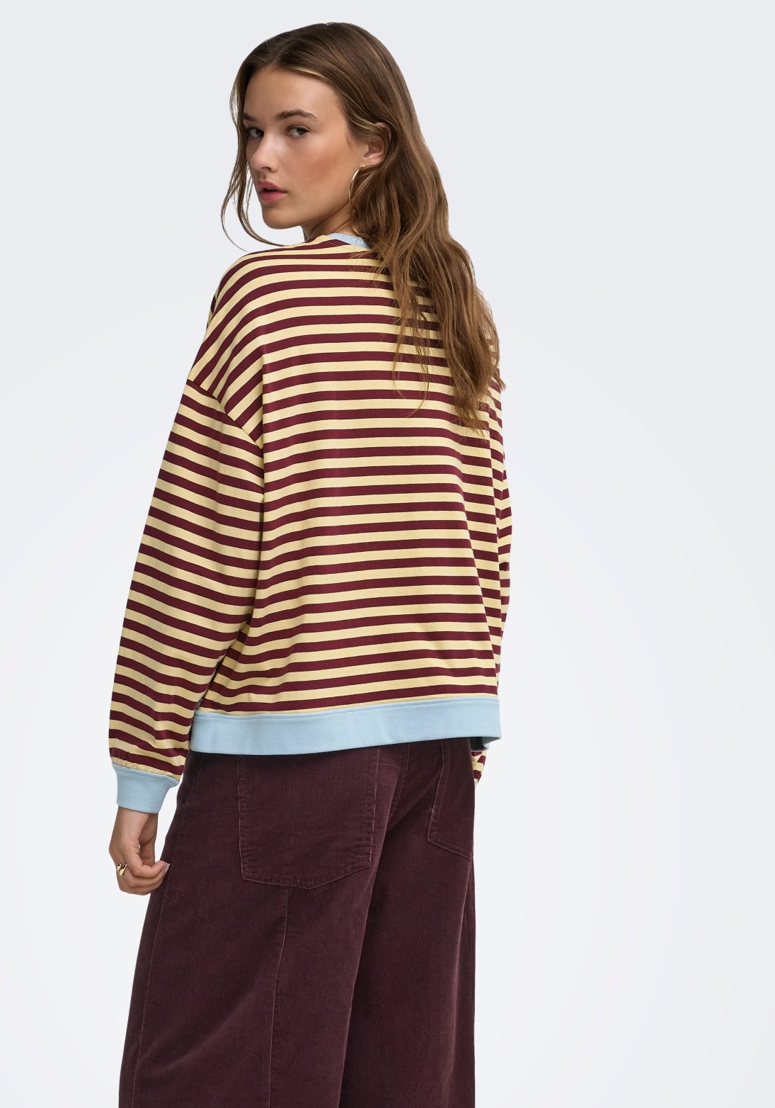 ONLY T-shirt Freja 15380742 Licht geel